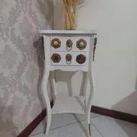 میز تلفن سفید