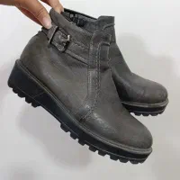 کفش|کیف، کفش، کمربند|گنبد کاووس, |دیوار