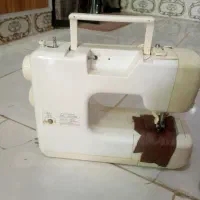 چرخ خیاطی دوز در حد نو