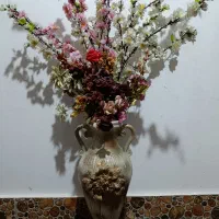 گل و گلدان