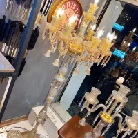 آباژور ایستاده کنارسالنی کریستالی|چراغ خواب و آباژور|تهران, اکباتان|دیوار