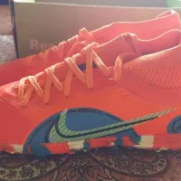 کفش ورزشی|کیف، کفش، کمربند|رشت, حمیدیان|دیوار