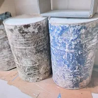 فروش ۳ عدد بشکه بنایی و یک تخته ۴ متری