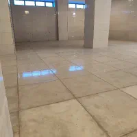 رهن و اجاره تجاری بزرگ سر خیابان اصلی رهبری