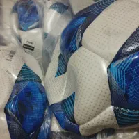 توپ سایز ۵ چمنی