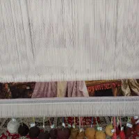 تابلو فرش نخ و ابریشم طرح جواهر فروش ۲