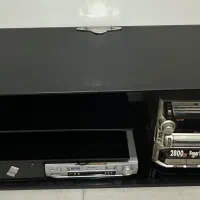 تلویزیون و میز تلویزیون