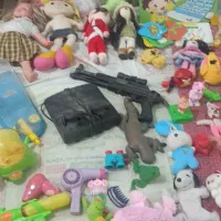 مقداری اسباب بچه|اسباب‌بازی بچه|جوین, |دیوار