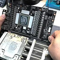 تعمیرات تضمینی لپتاپ * کارت گرافیک * PS5 *مادبردPC