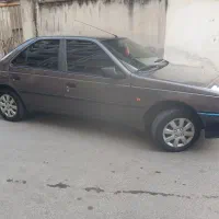 یک دستگاه خودروی پژوROA