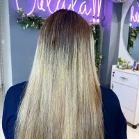 مدل برای حیا و صافی کراتین فقط هزینه خیلی جزئی