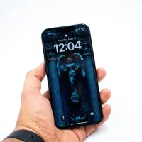 آیفون ۱۳ سری آخر تولید در حد آک با شارژر اصل