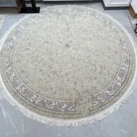 یک تخته فرش نو نو باز نشده با جدیدترین طرح