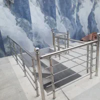 نصب واجرای نرده استیل و آلمینوم