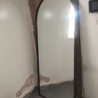 آیینه قدی در حد نو