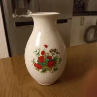 گلدان گل سرخی چینی