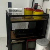 تعدادی وسایل سالن زیبایی|مبلمان خانگی و میز عسلی|ایلام, |دیوار