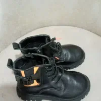 بوت بچگانه|کیف، کفش، کمربند|شیروان (خراسان), |دیوار