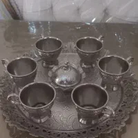 مجموعه نفیس  ۶فنجان + قهوه خوری + سینی + قندان