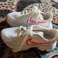 کفش اسپرت زنانه