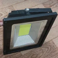 پرژکتور ۱۰۰ وات|لامپ و چراغ|دزفول, |دیوار