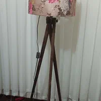 آباژور ایستاده سه پایه طرح گل