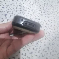 گوشی ساده قدیمی مدل ۱۲۰۰و شارژر و دمبل ۵کیلو|تجهیزات ورزشی|تهران, جوادیه تهرانپارس|دیوار