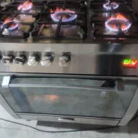 فر گاز پنج شعله تمام استیل کاملا سالمه درحدنو