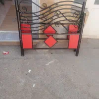 تخت خواب فلزی