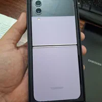 سامسونگ Galaxy Z Flip4 با حافظهٔ ۵۱۲ گیگابایت