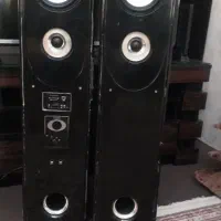 یک دستگاه اسپیکر برای فروش
