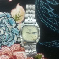 ساعت و اکسسوری