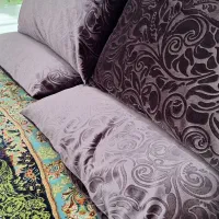 روبالشتی مخمل