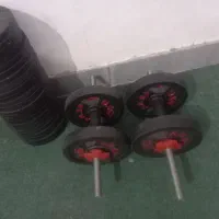 ۲عدد دمبل هر دمبل ۲۰کیلویی مهر دارن درحدنو