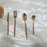 سرویس قاشق و چنگال ۸۸ تیکه