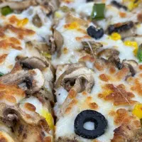 کمک آشپز و نیروی ساده فست فودی