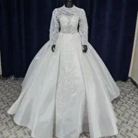 فروش لباس عروس قرمز