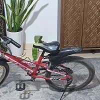 دوچرخه بیست سالم بشرط .لاستیک نو|دوچرخه، اسکیت، اسکوتر|رباطکریم, رباطکریم|دیوار