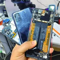 خریدارگوشیهای کارکرده و نو و شکسته و برد سوخته