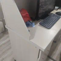 میز و صندلی