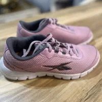 کتونی ریباک سایز ۳۹