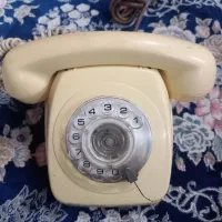 تلفن قدیمی