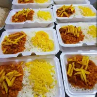 غذای خانگی باکیفیت  سفارش روزانه و تعداد بالا