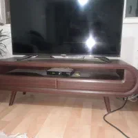 میز تلویزیون در حد نو