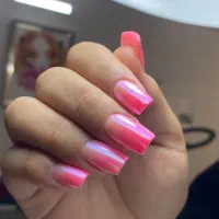 خدمات کاشت و ترمیم ناخن 300|خدمات آرایشگری و زیبایی|اصفهان, مهرآباد|دیوار