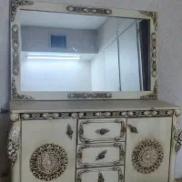 کنسول و آینه