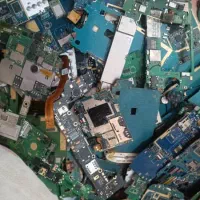 برد ضایعاتی موبایل و کامپیوتر بالاترین قیمت|لوازم جانبی موبایل و تبلت|اهواز, شهرک نفت|دیوار