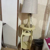 اباژور و میز