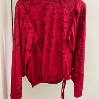 بلوز آستین بلند مخمل زنانه