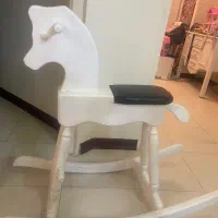 اسب سفید|اسباب‌بازی بچه|تهران, آسمان|دیوار